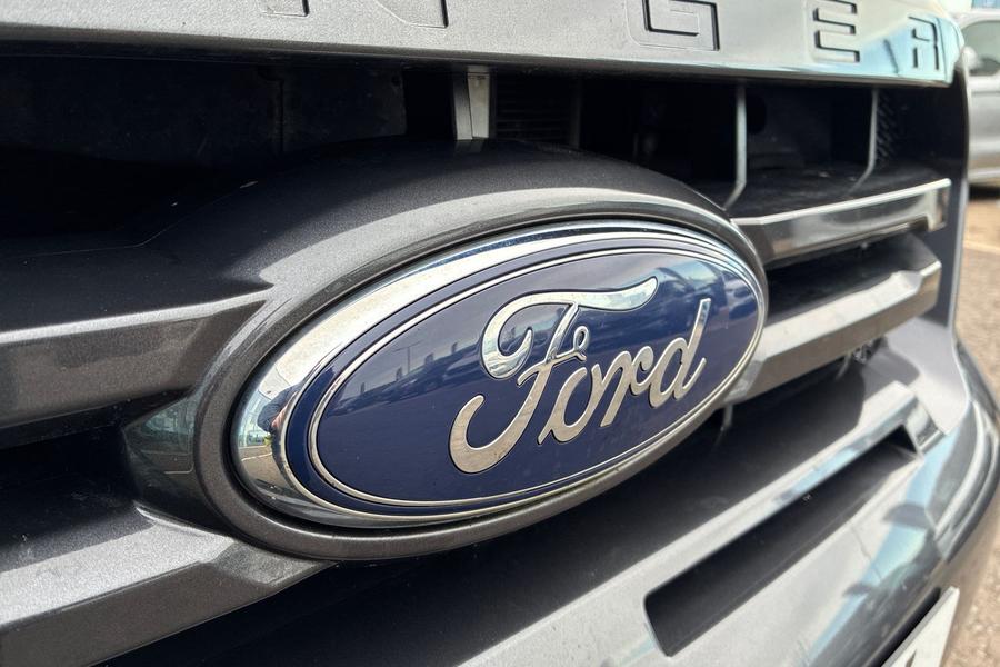 Ford RANGER Photo autoimg-2bcb419952b90f89d879fb1eef31ba6174cddd76.jpg
