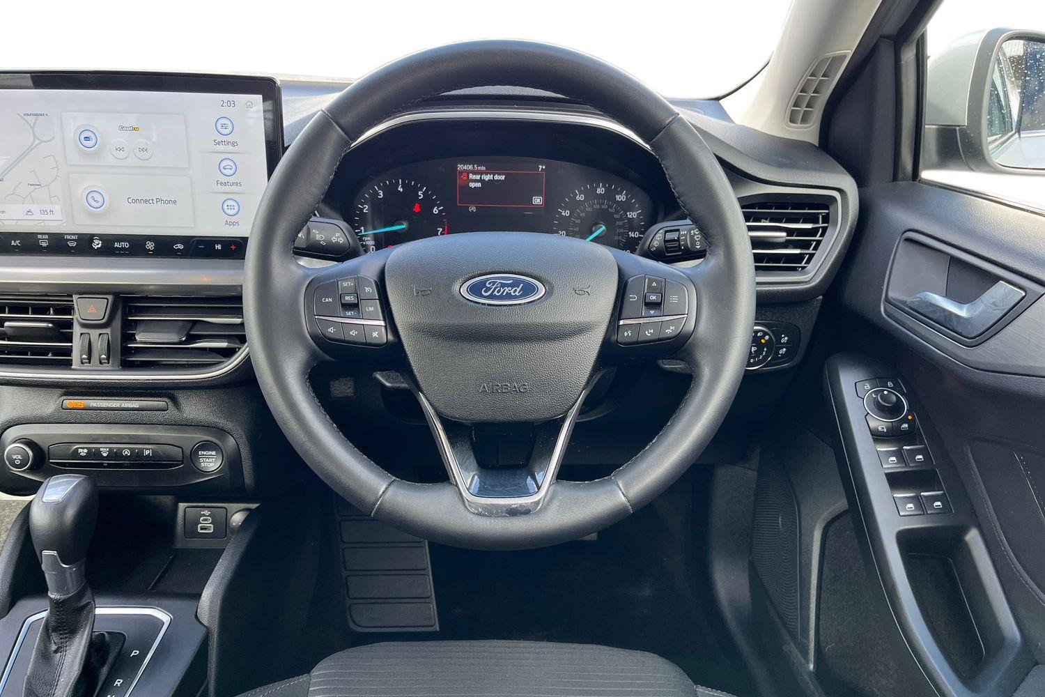 Ford FOCUS Photo 10