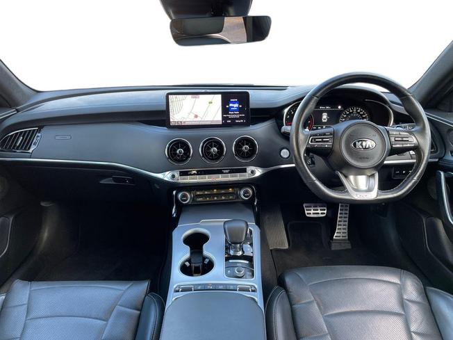 Kia Stinger Photo 10
