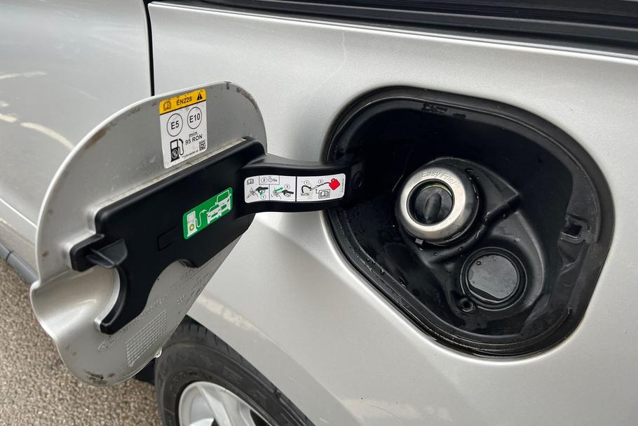 Used Ford TRANSIT COURIER LM72TWZ 7