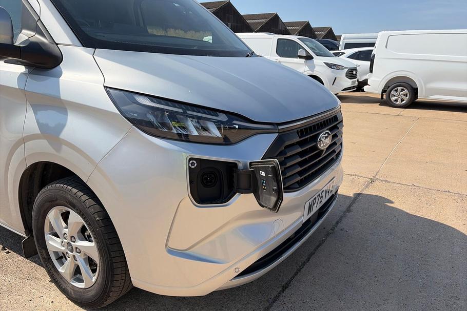 Used Ford TRANSIT CUSTOM WP75VYZ 9