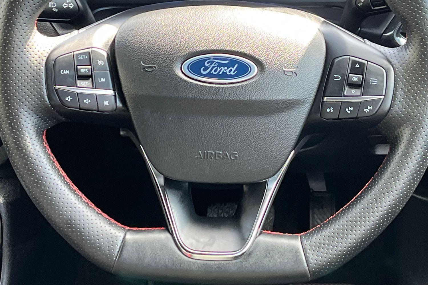 Ford FIESTA Photo 11