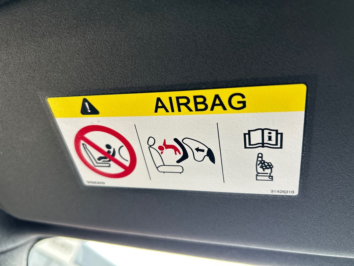 Volvo XC40 Photo 37