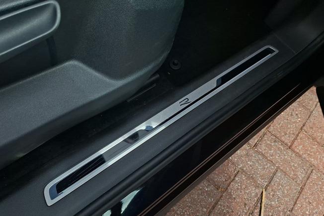 VOLKSWAGEN Tiguan Photo 23