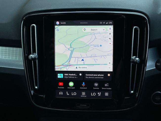 VOLVO Xc40 Photo 48