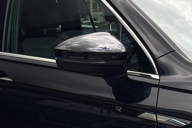 VOLKSWAGEN Tiguan Allspace Photo 20