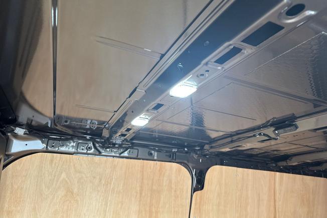 Volkswagen Transporter Photo 22