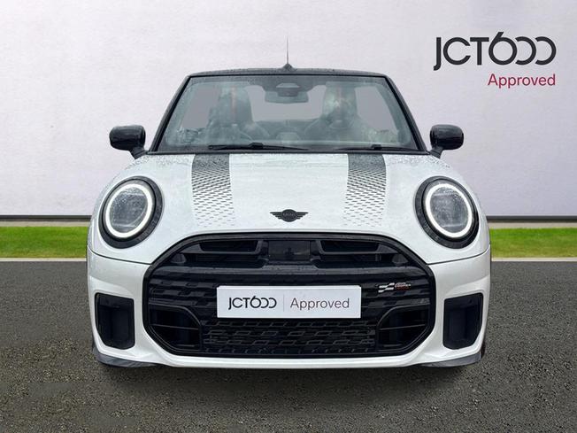 MINI Cooper Photo 8
