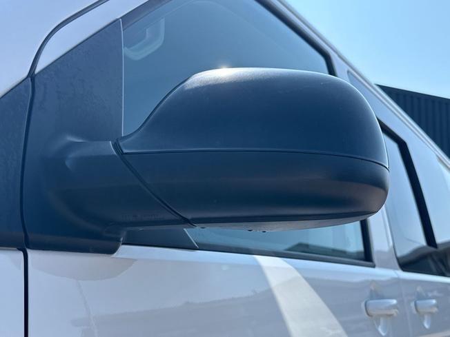 VOLKSWAGEN Transporter Photo 26