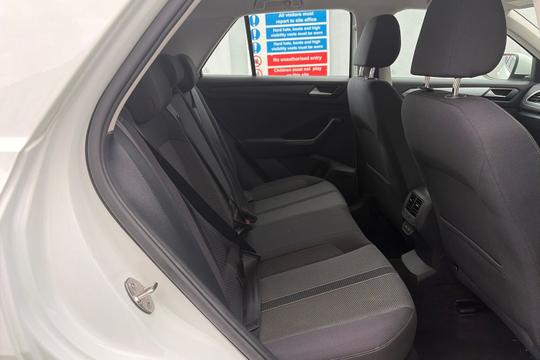 Volkswagen T-roc Photo autoimg-2be44baf665ab633fbfc4f14fdbe60fce5b01747.jpg