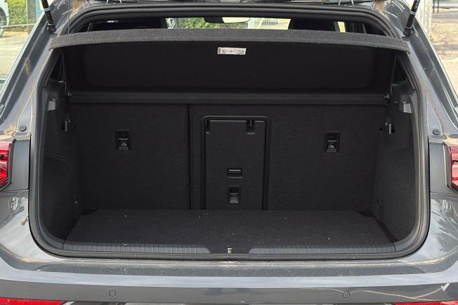 VOLKSWAGEN Golf Photo 12