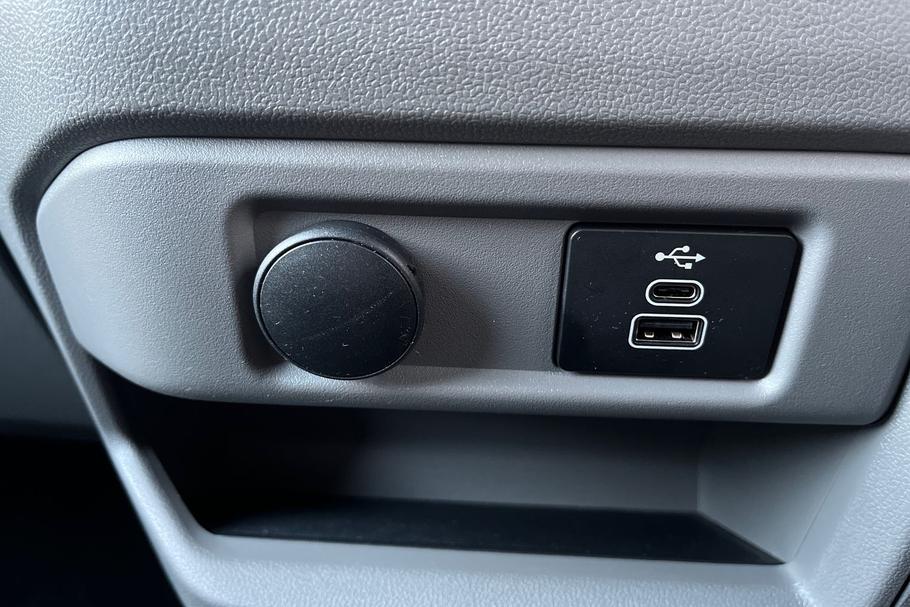 Used Ford TRANSIT CUSTOM WN25CKL 32