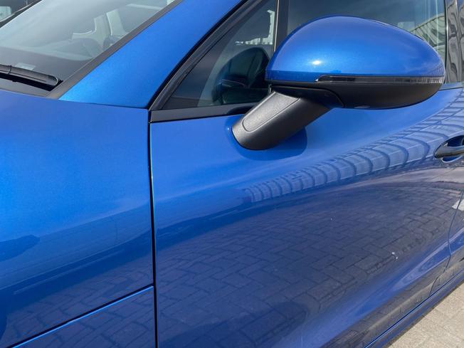 PORSCHE Macan Photo 22