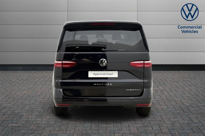 VOLKSWAGEN Multivan Photo 7