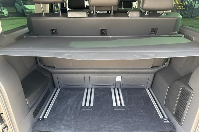 Volkswagen Caravelle Photo 12
