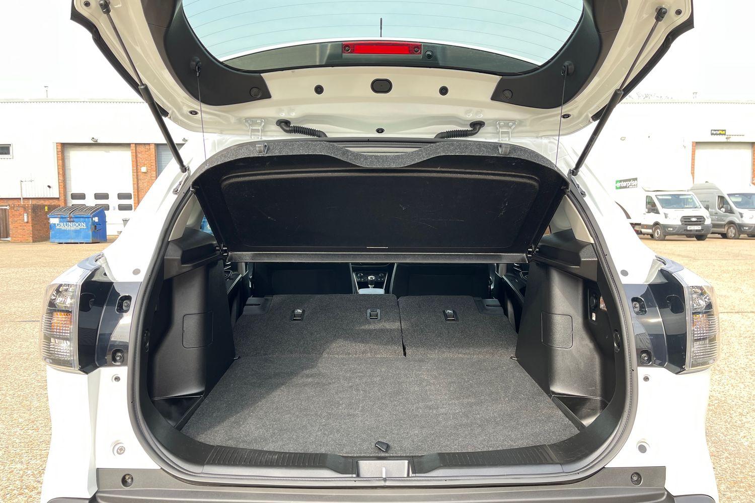 Suzuki S-Cross Photo 23