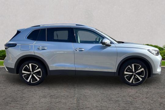 Volkswagen Tiguan Photo autoimg-2bf72c7370937144f4234aeab098d12d532d8cd4.jpg