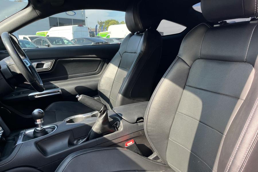 Ford MUSTANG Photo autoimg-2bf97ce83d956cbcbde24e8c5dc463a3e164f369.jpg