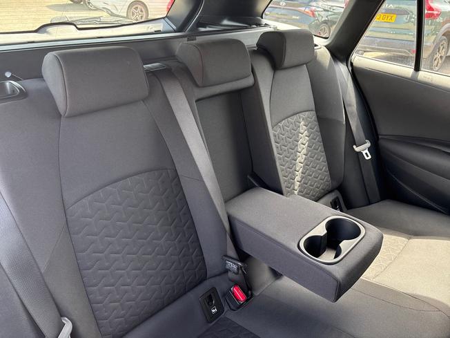 TOYOTA Corolla Photo 37