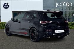 VOLKSWAGEN Golf Photo 3