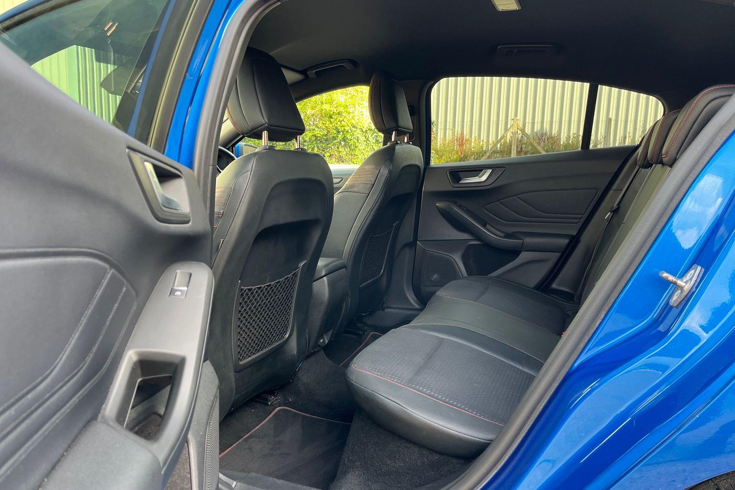 Ford Focus Photo 23