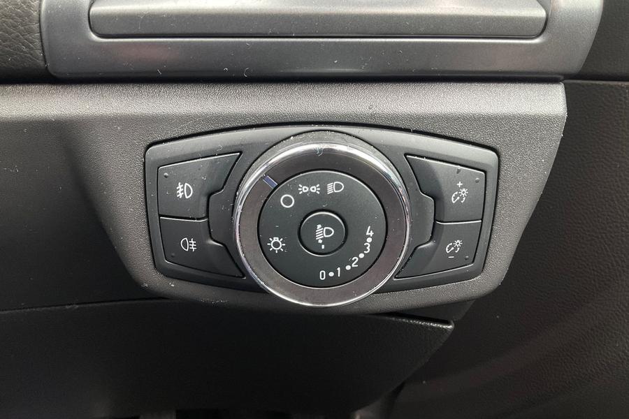 Ford MONDEO Photo autoimg-2c042b930bffb36561b52d4ad33aef4afb20da18.jpg