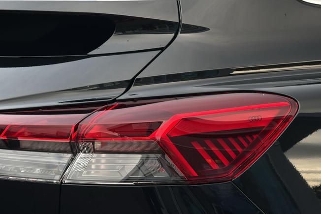 AUDI  Q4 Sportback Photo 18
