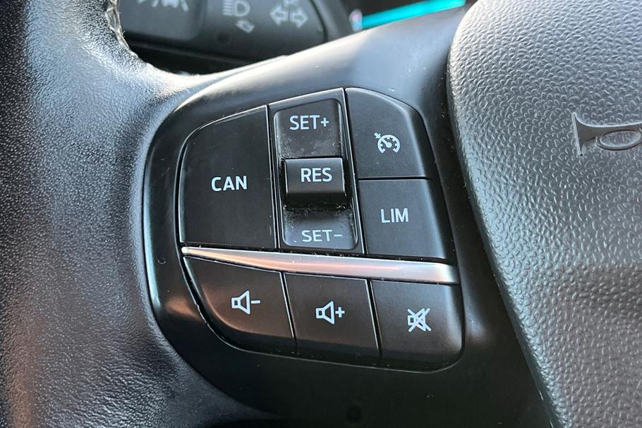 Used Ford FIESTA FL19VUX 32