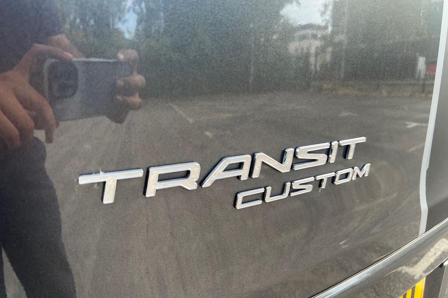 Ford TRANSIT CUSTOM Photo autoimg-2c0ed223878956db1e6cea37e70d0a6de873e072.jpg
