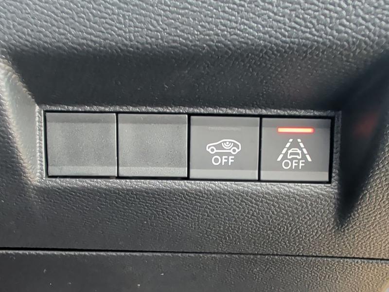 Used Peugeot 208 NU20VOA 42