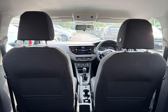 VOLKSWAGEN Polo Photo 29