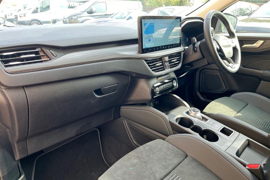 Ford KUGA Photo autoimg-2c16df79666be50f0af62ef296f9c176c69708b0.jpg