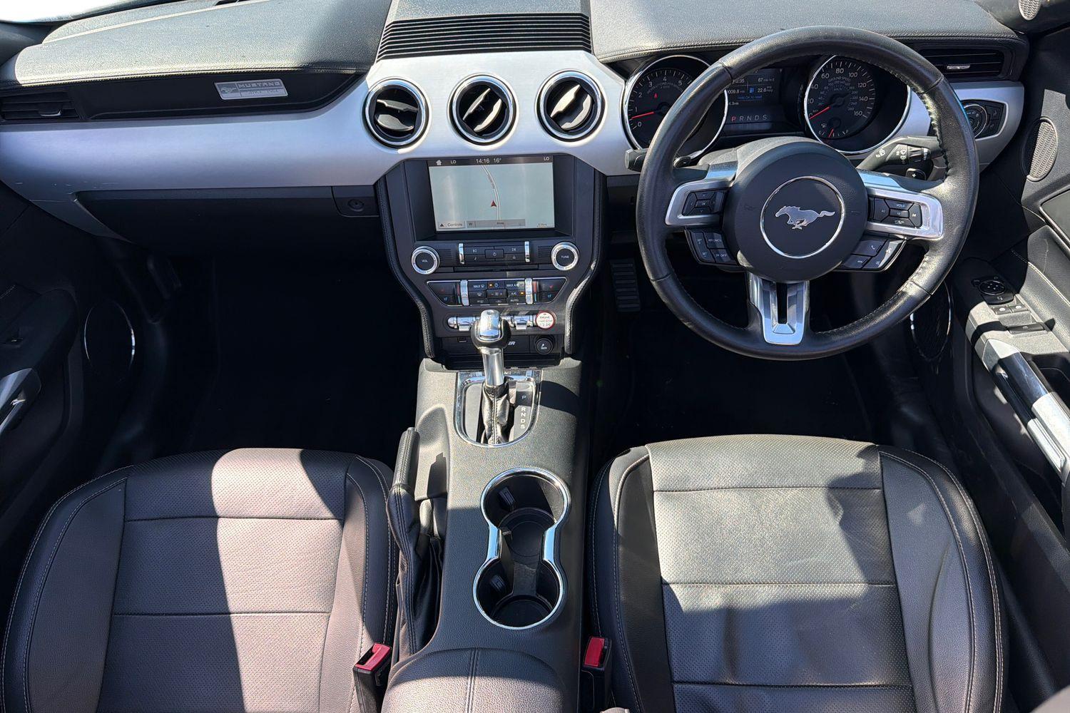 FORD MUSTANG Photo 9
