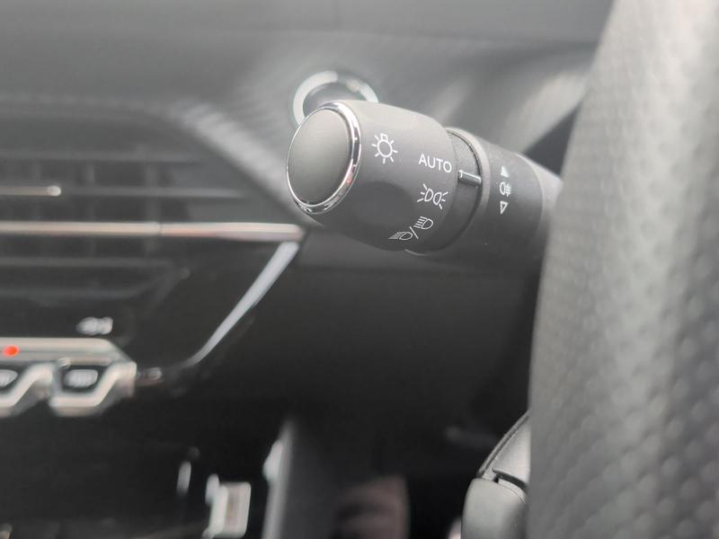 Used Peugeot 2008 FL73OZW 22