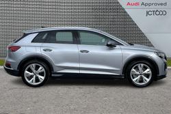 AUDI Q4 Photo 4