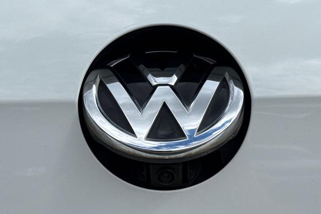 VOLKSWAGEN Golf Photo 30