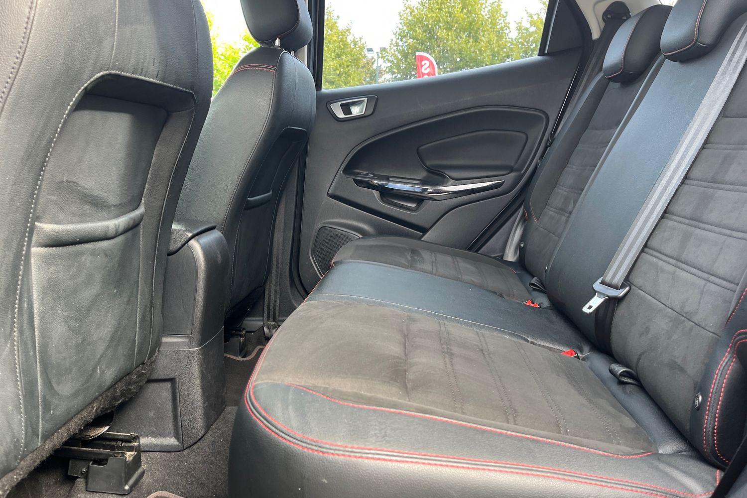Ford ECOSPORT Photo 19