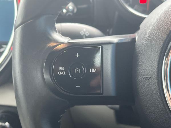 MINI Clubman Photo autoimg-2c253a47468c5798fc87b00087b50d2eb6aa6892.jpg