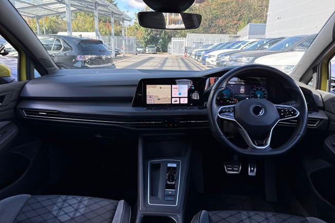 VOLKSWAGEN Golf Photo 10