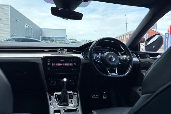 VOLKSWAGEN Arteon Photo 40