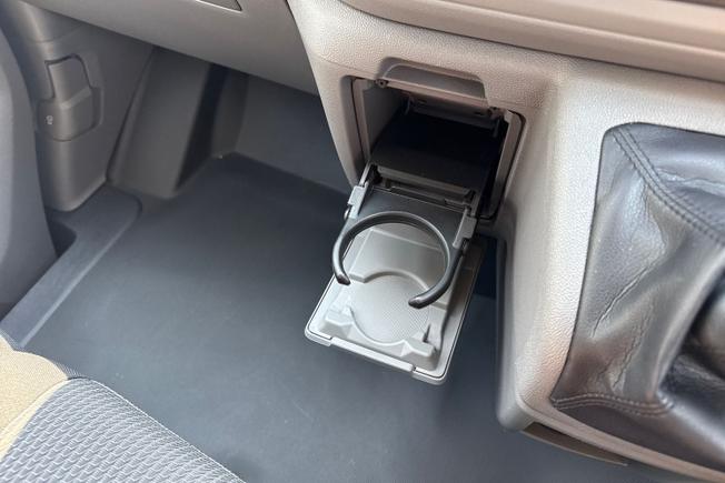 VOLKSWAGEN Transporter Photo 41