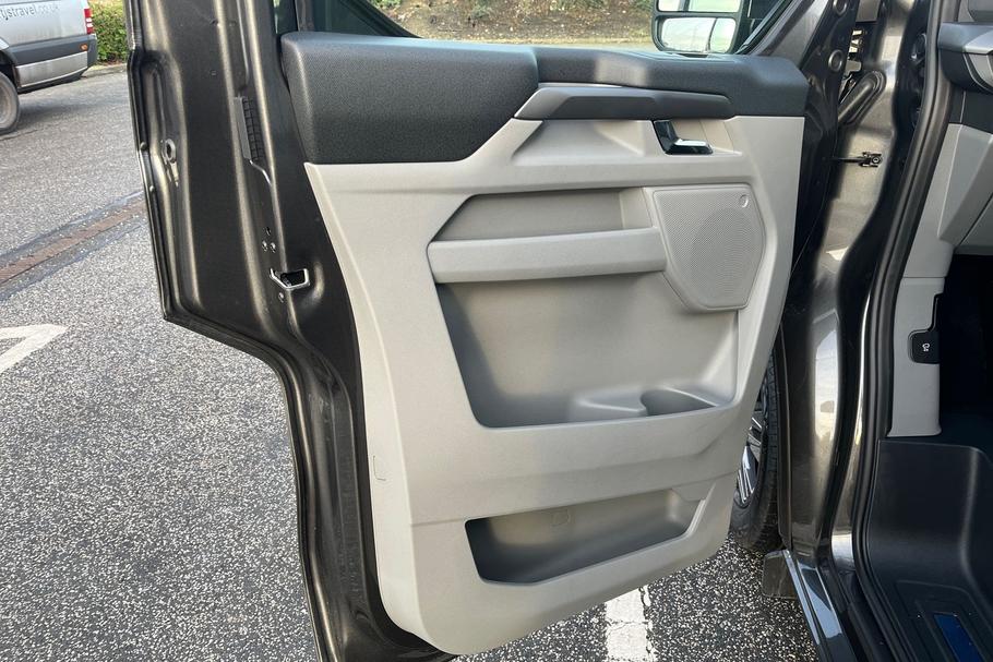 Used Ford E-TOURNEO CUSTOM YB75VDA 18