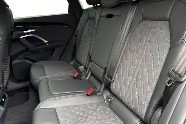AUDI  Q5 Sportback Photo 9