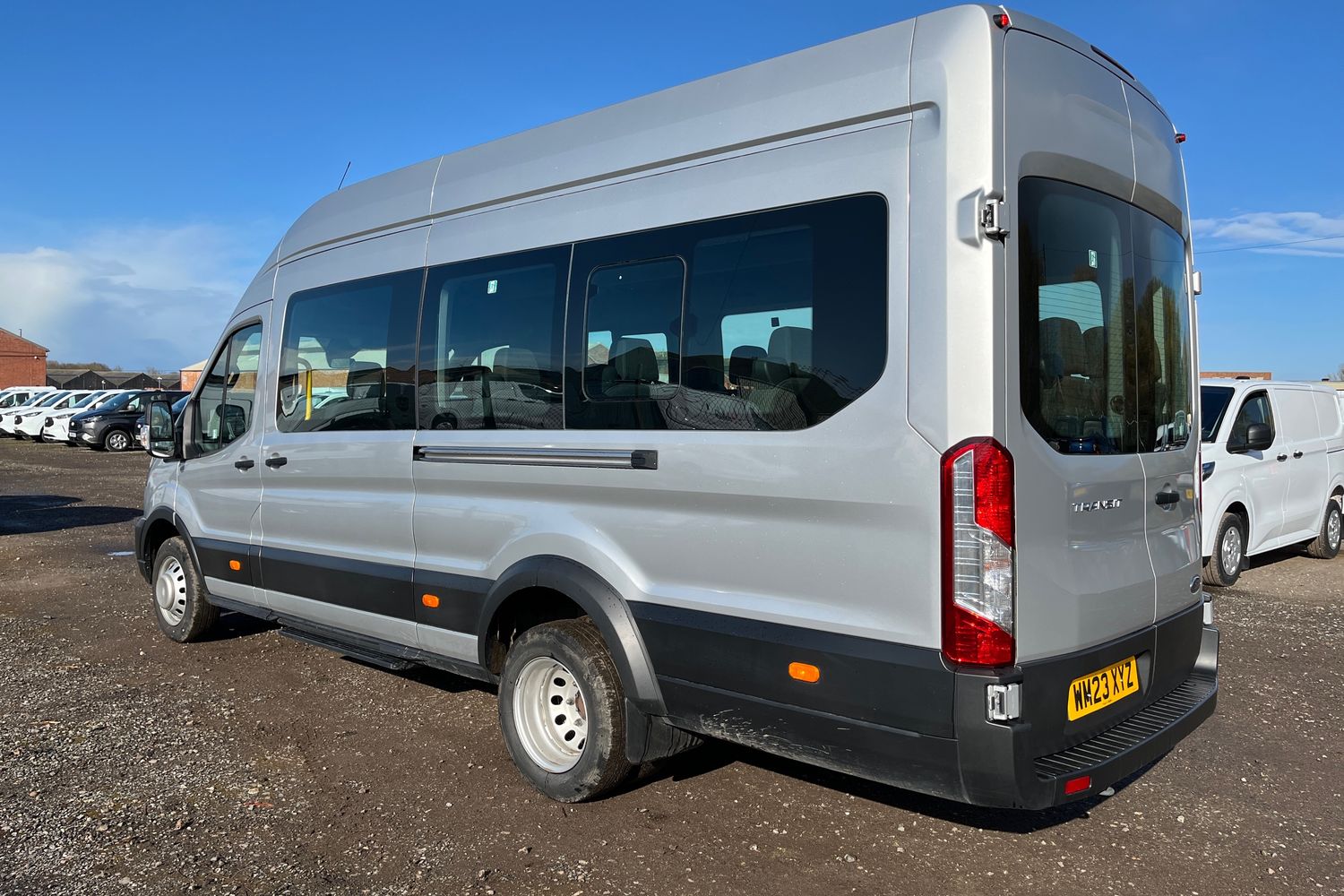 Ford TRANSIT Photo 1