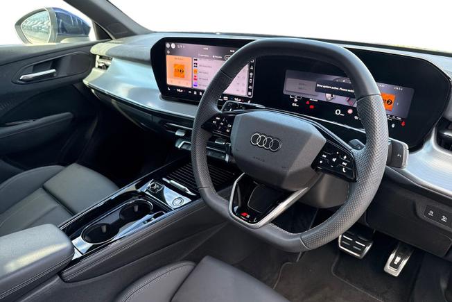 AUDI Q3 Photo 6