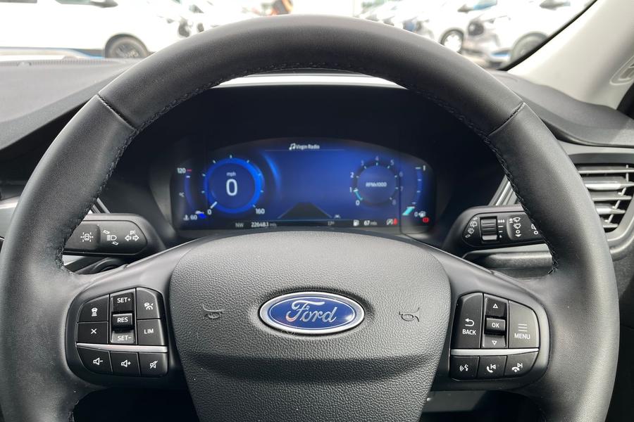 Ford Kuga Photo autoimg-2c3f18c3e92b7dcace3c18734acee53853fd1710.jpg