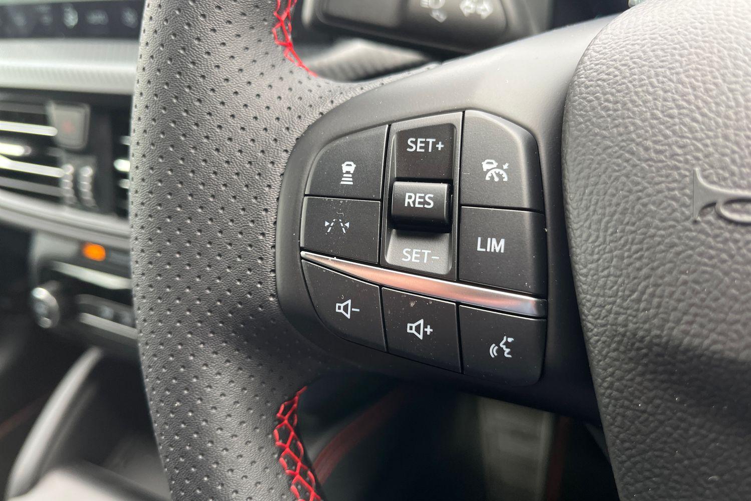Ford KUGA Photo 28