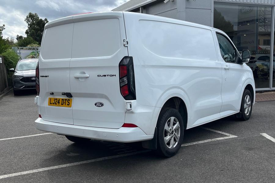 Ford TRANSIT CUSTOM Photo autoimg-2c4b7d351bcc1d22c57e0e0601bcc4be97e06988.jpg