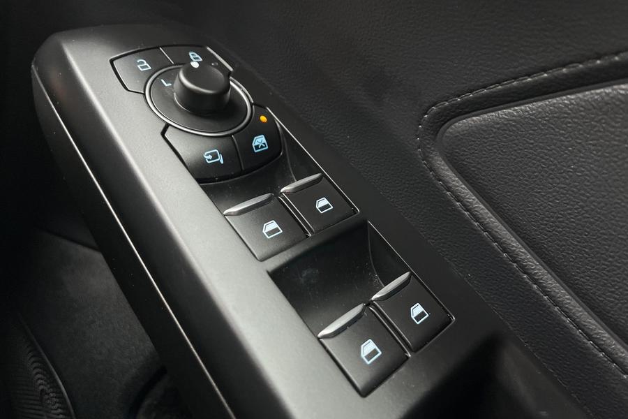 Ford Focus Photo autoimg-2c4e26ee79419f33319bdbd9a2c7a1443af4e14b.jpg
