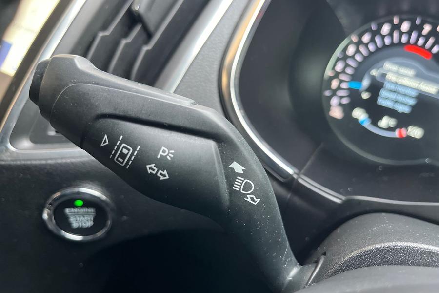 Ford S-MAX Photo autoimg-2c502d1983e1211a0b87d6bb85a3b718e06af237.jpg